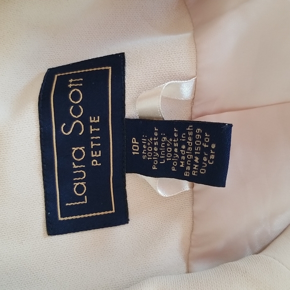 Laura Scott Jacket - Picture 7 of 10